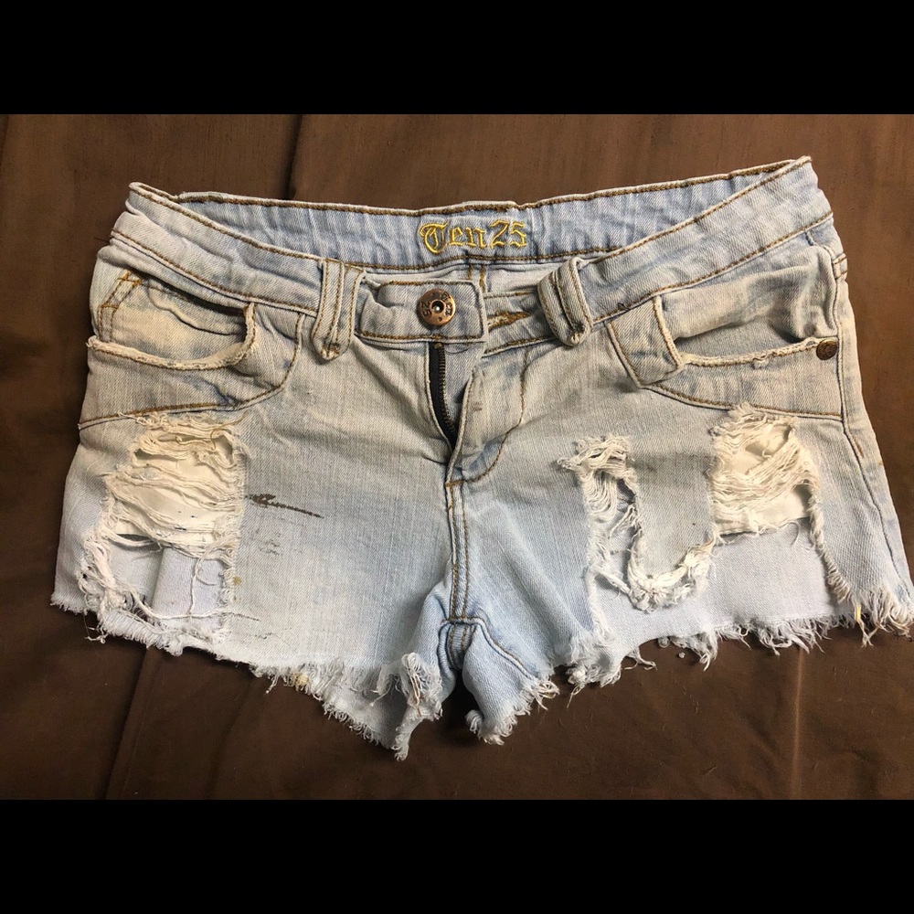 2/$8 Ten 25 distressed jean shorts